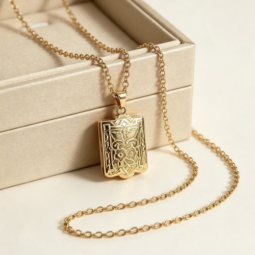 9ct gold photo locket - gold,