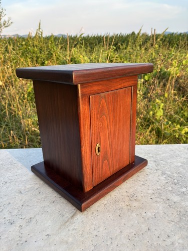Chestnut wood tabernacle - chestnut,