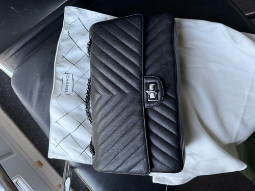 New chanel black chevron - "so, black"