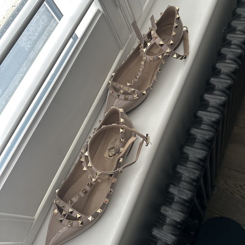 Valentino flat shoes - valentino,