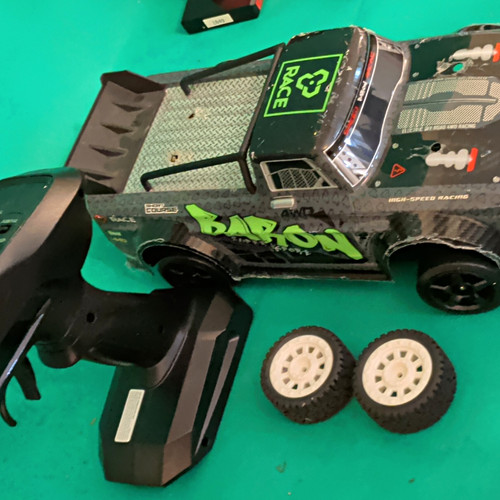 Baron truck with handheld - baron,
