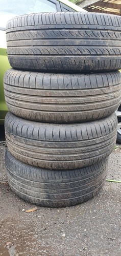 Vivaro 2017 wheels and - and, tyres