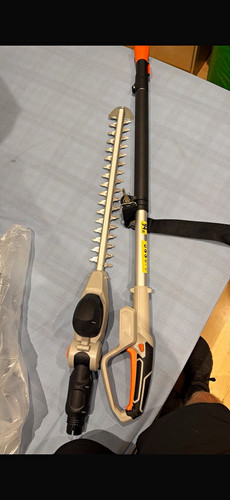 Vonhaus cordless hedge trimmer - vonhaus,