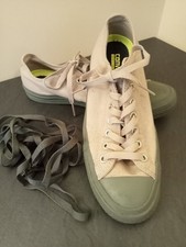 Men’s White Converse canvas