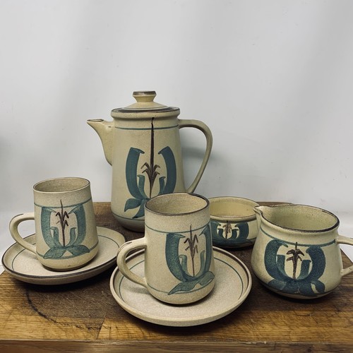 Beautiful vintage honiton - vintage,