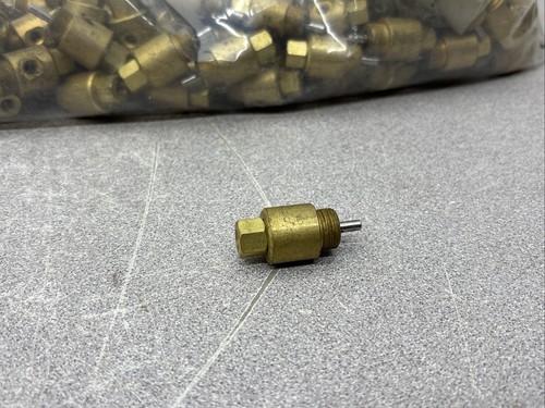 New box clippard mav 3 - clippard, mav-3