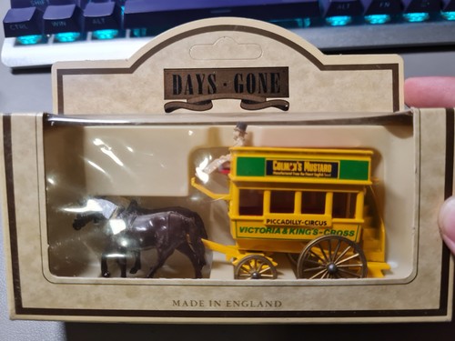Lledo days gone classic horse - lledo,