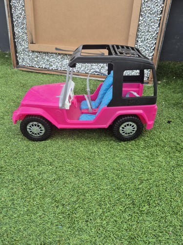 Barbie beach pink jeep