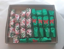 Vintage CHRISTMAS CRACKERS Loose Foiled Large Tree Green & Red 1960s-70s X 9
