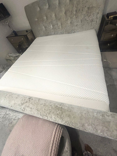 Tempur upholstered bed frame - bed,