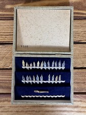 22 Pilot Fountain pen nibs, 1920s / 1950s 14k gold, steel & Namiki R.Gold Clip