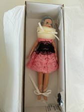 Sindy's Halloween Treat by Robert Tonner 2014