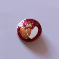 VINTAGE BLOOD DONOR ENAMEL  BADGE