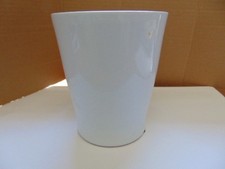 WHITE TERROCOTTA VASE/FLOWER POT 15CM