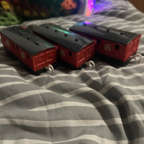 Trackmaster see inside - , mail