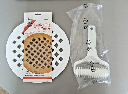 Norpro lattice pie top - lattice, cutter