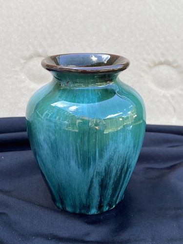 Vintage blue mountain pottery - blue,