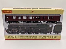 Hornby OO Gauge R3221 BR Duchess of Sutherland & Support Coach Train Pack