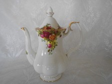ROYAL ALBERT OLD COUNTRY ROSES