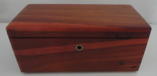 Vintage lane cedar mini chest - cedar,