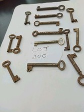 Antique Vintage Desk, Strongbox Keys (Lot 200 )