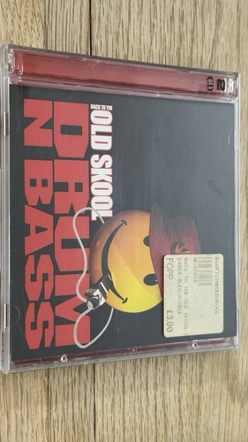 Back the old skool drum - to,