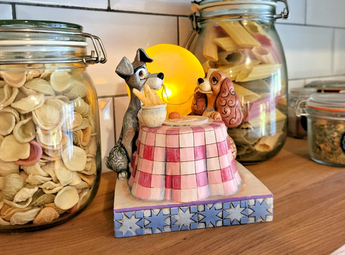 Disney traditions showcase - disney,