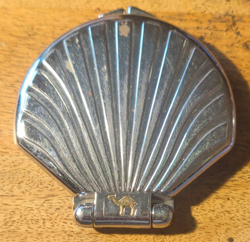 Silver tone seashell shape - silver,
