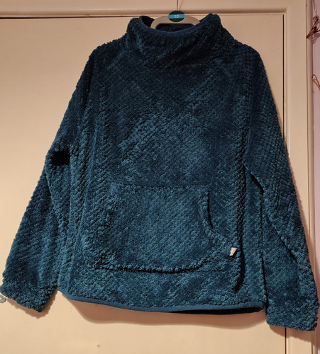 Weird fish turquoise waffle