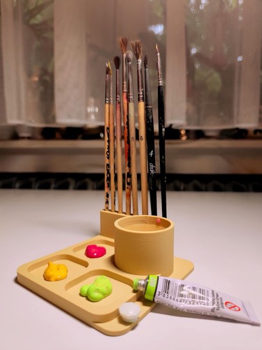 Artist paint brush holder - holder,