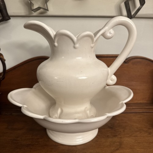 Vintage 1960 white ceramic - 1960’s,