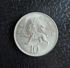 Queen Elizabeth II 1968 10p