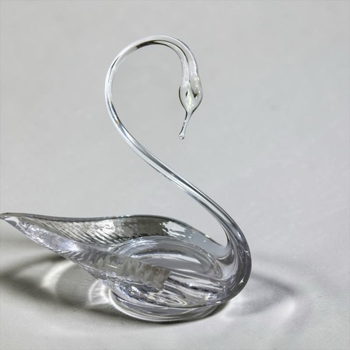 Vintage clear art glass swan - clear,
