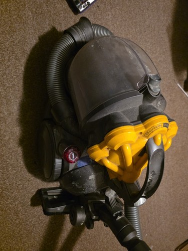 Dyson root cyclone vacuum - root,
