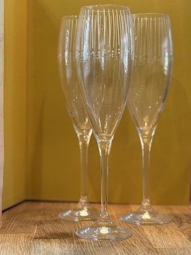 Champagne glasses with bubble - champagne,