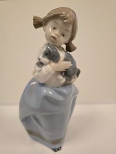 LLADRO Nao Porcelain Girl With