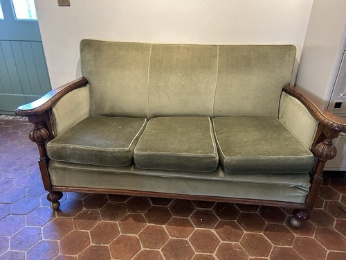 Stunning olive green - stunning, shabby