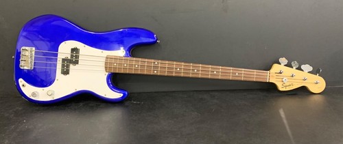 Squire affinity bass - squire, p-bass