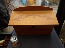 Wooden House Sparrow Terrace Nesting Box - New & Unused