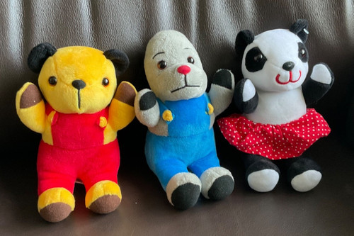 Pms gosh designs small - small, sooty