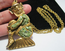 Vintage Lucky PIXIE Pendant Necklace, Large size Jade set