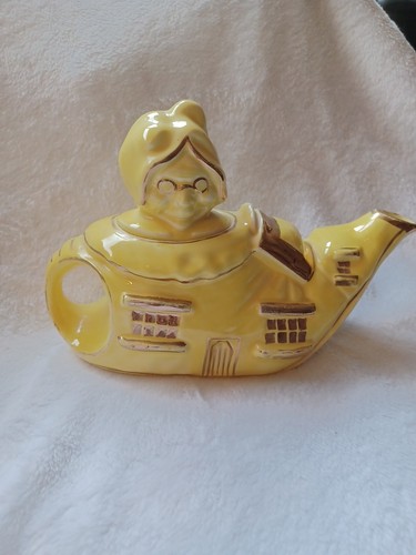 Vintage tea pot decorative - vintage,