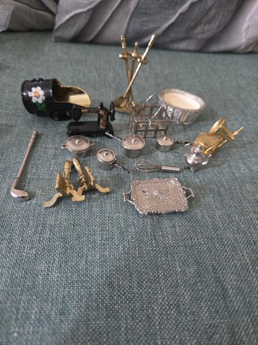 Mixed bundle metal dolls - mixed,