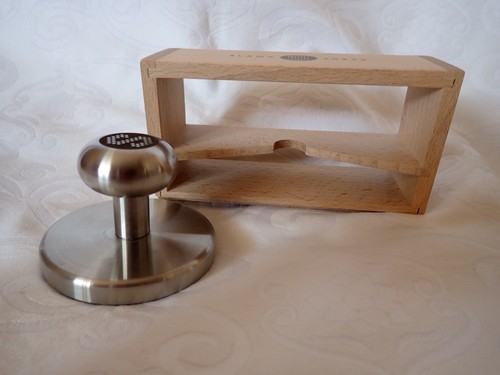 Slama press ball - graphic,