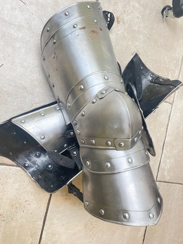 Medieval gothic leg - gothic, guard