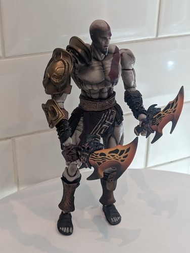 Play arts kai - play,