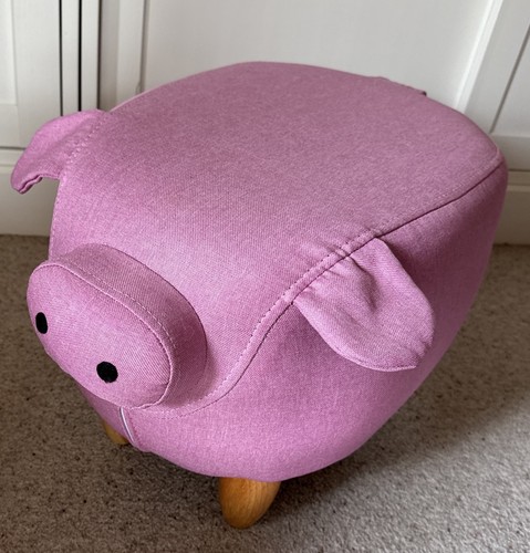Pig footstool animal foot - pig,