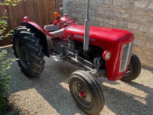Massey ferguson tractor - massey,