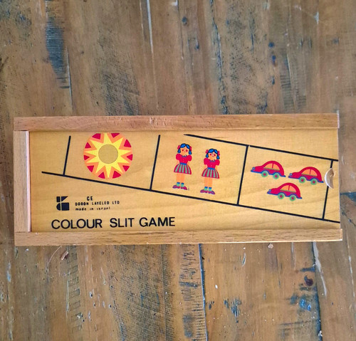 Doron layeled colour slit game - layeled,