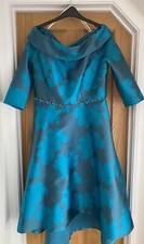 Irresistible Teal Dipped Hem MO Bride/Groom size 16 